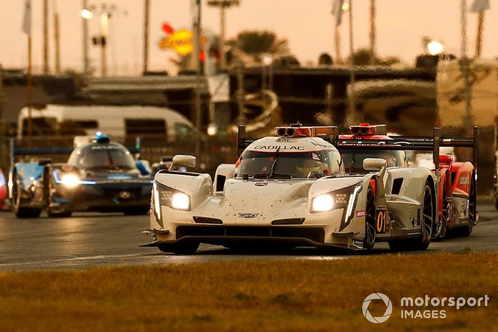 #01 Chip Ganassi Racing Cadillac DPi: Renger van der Zande, Scott Dixon, Kevin Magnussen