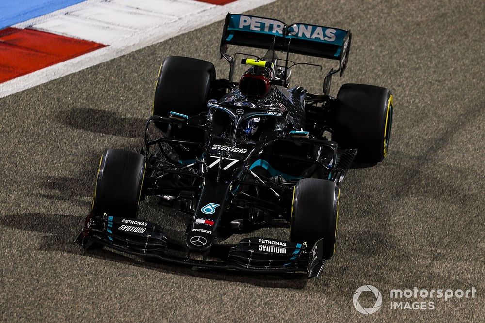 Bottas erkent: "Zie er niet goed uit als Russell mij verslaat"