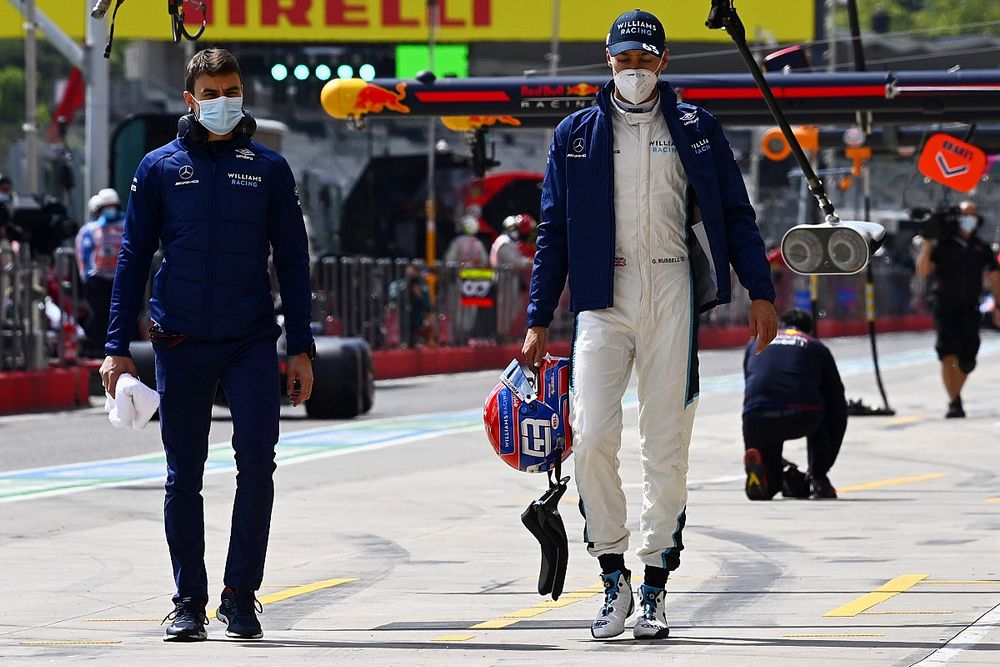 FIA отвергла упреки Расселла