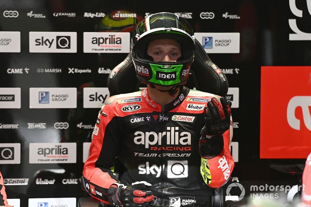 Savadori: "Aprilia migliorata, mi devo avvicinare ad Aleix"