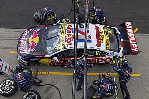 Supercars teams told to limit movement in Queensland