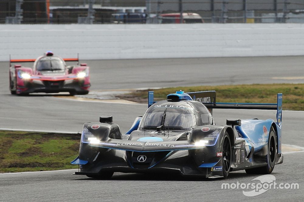 #10 Wayne Taylor Racing Acura ARX-05 Acura DPi: Ricky Taylor, Filipe Albuquerque, Alexander Rossi, Helio Castroneves