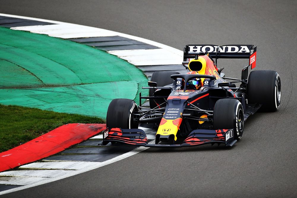 Pourquoi Red Bull a chargé Albon de reconstituer le crash de Silverstone