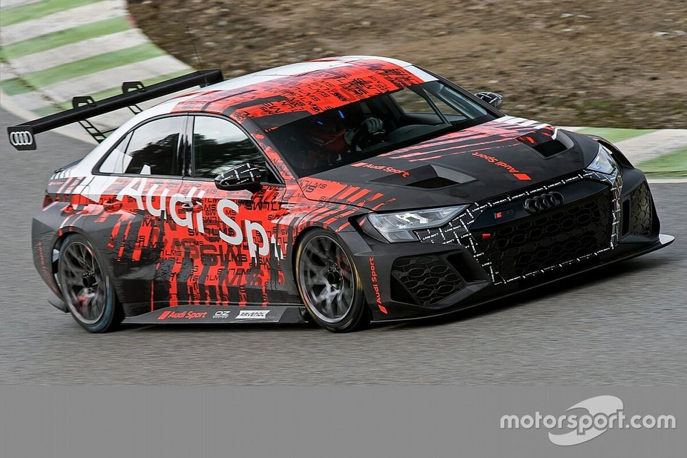 WTCR: Audi al lavoro con la nuova RS 3 a Castellolí