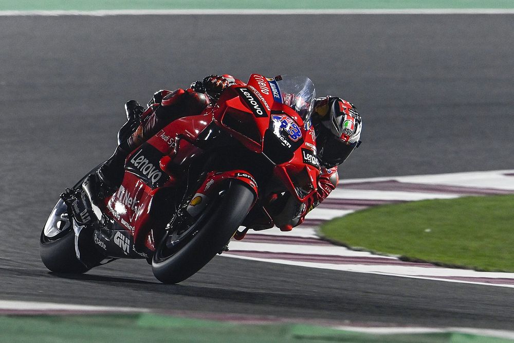 Los viernes en Losail son para Miller