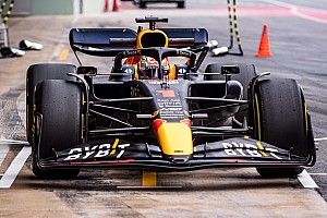 A Red Bull "teljesen más" autóval érkezik meg Bahreinbe