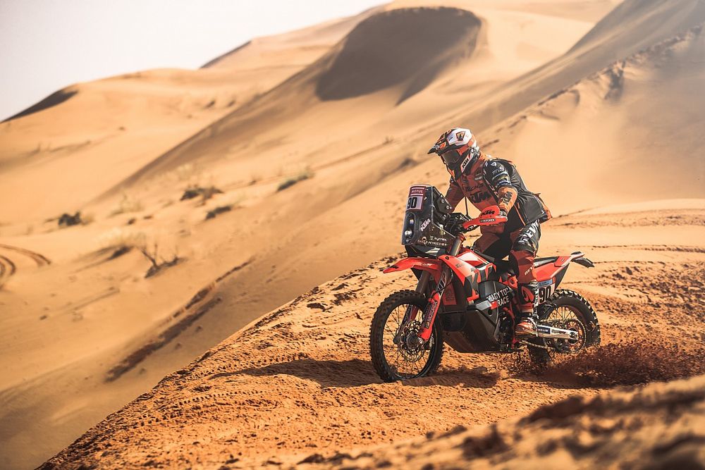 Dakar 2022: Toby Price Penalti, Danilo Petrucci Catat Sejarah
