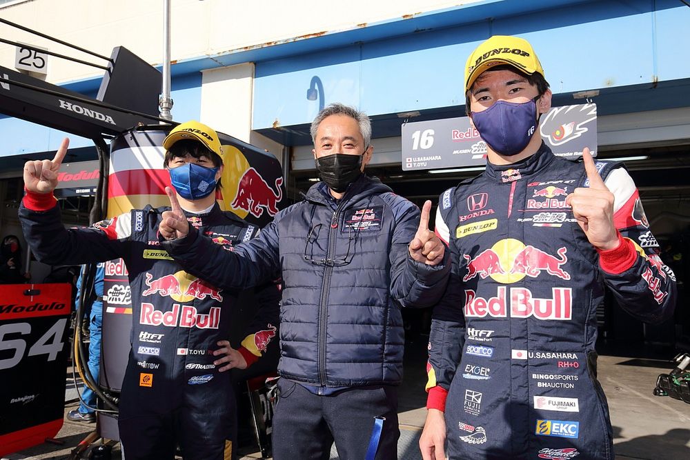 スーパーGT第6戦オートポリス予選レポート(GT500):16号車レッドブルの笹原が初のポールを獲得