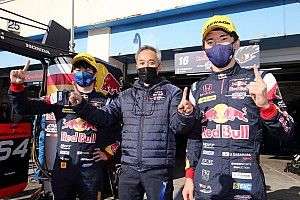 スーパーGT第6戦オートポリス予選レポート(GT500):16号車レッドブルの笹原が初のポールを獲得