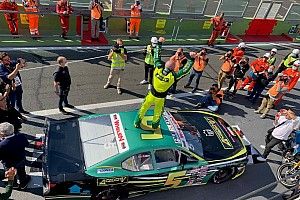 Villeneuve se da el gusto de ganar en la NASCAR Euro Series