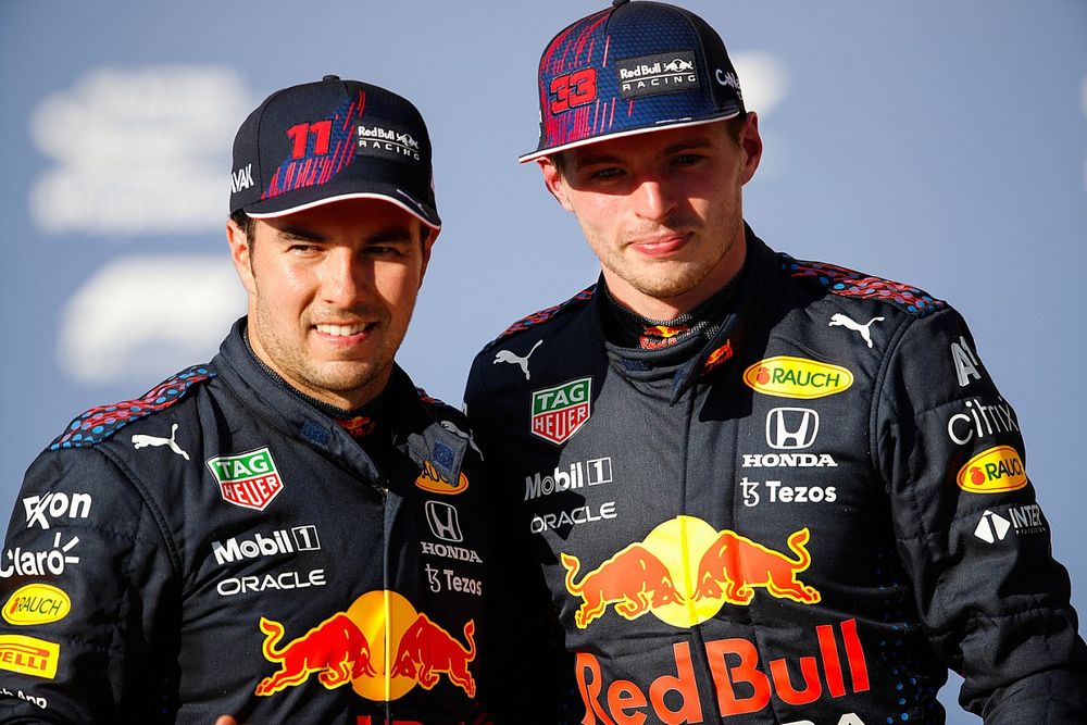 Perez niet bezig met teamorders: “Iedereen wil dat ik win dit weekend”