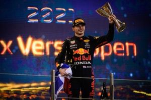 Flat Chat Podcast: How F1 crowned its new king in a season like no other