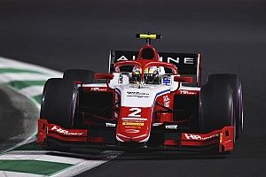 F2 | Piastri scatenato, quarta pole di fila a Jeddah