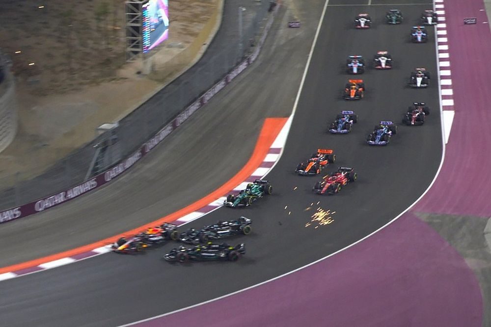 Choque de Lewis Hamilton, Mercedes y George Russell, Mercedes