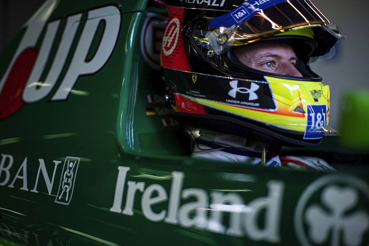 Édesapja első F1-es autójával körözött Mick Schumacher - Galéria
