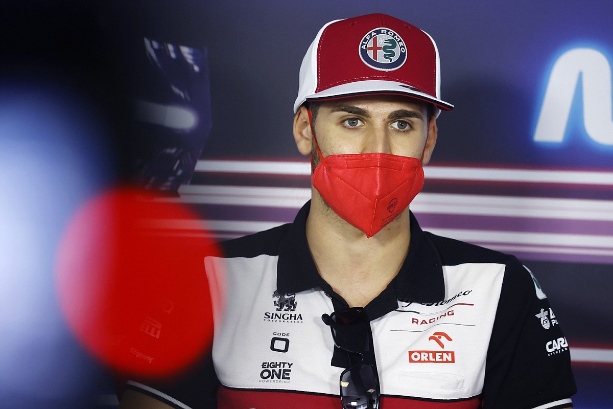Giovinazzi échappe à de grosses pénalités après des EL3 brouillons