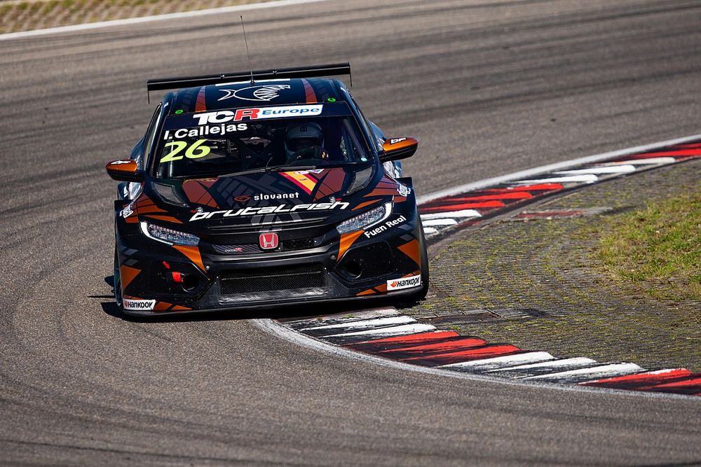 Pole position dla 17-latka
