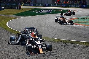 Hamilton, ofendido porque Verstappen no fue a ver cómo estaba