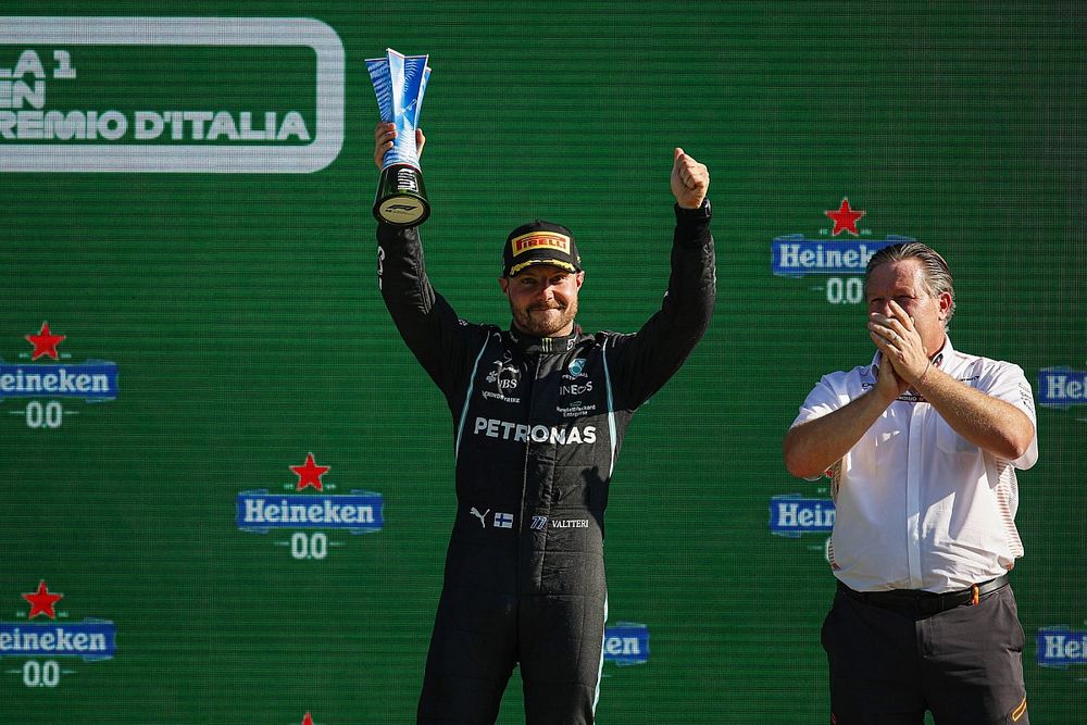 Bottas őszinte vallomása: Barátokká váltunk Lewisszal