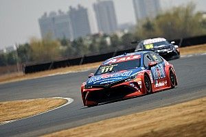 Stock Car: Barrichello lidera primeiro treino no 'oval' de Goiânia