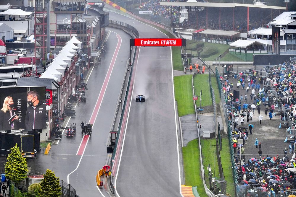 Domenicali: Radar F1 Tidak Beri Peringatan Cuaca Buruk