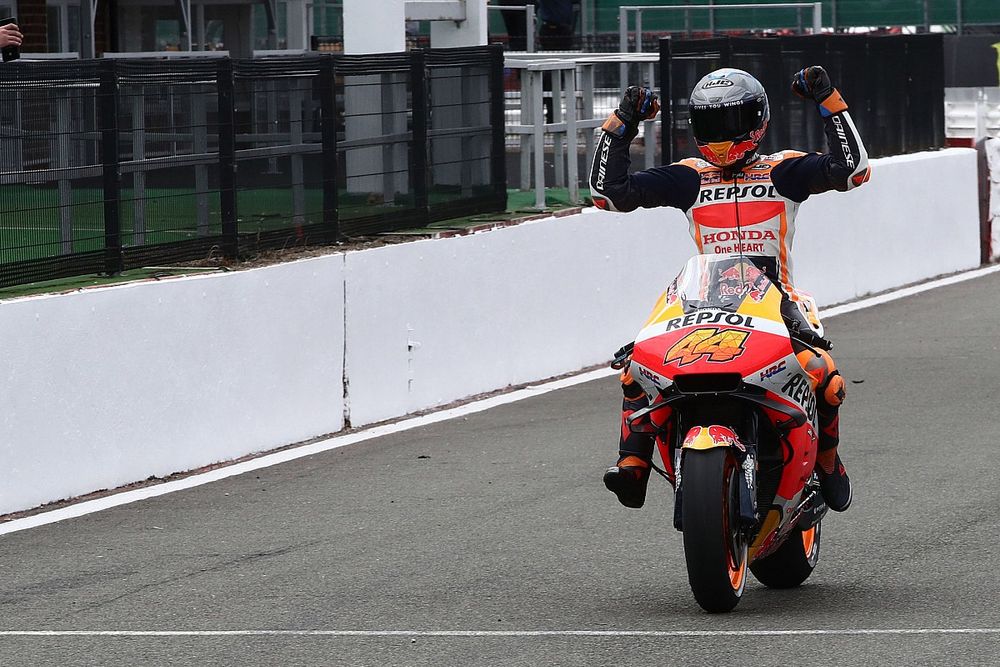 MotoGP Silverstone: Pol Espargaro pole pozisyonunda!