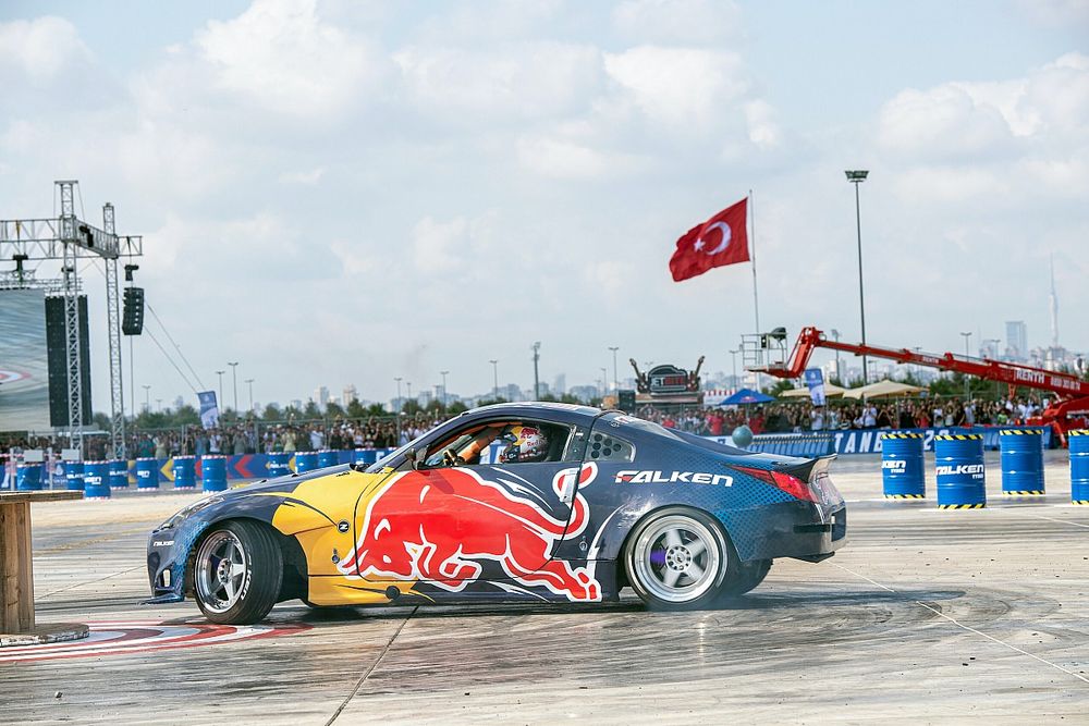 2021 Red Bull Car Park Drift Rehberi
