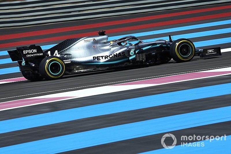 Hamilton domina il GP di Francia e stritola le speranze di Bottas. Leclerc staccato sul podio