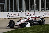 Newgarden aprovecha una pronta parada para ganar en Detroit