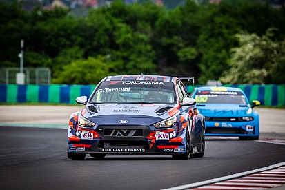 Hungary WTCR: Tarquini beats Michelisz in finale
