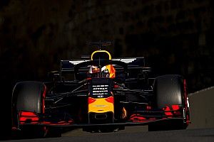 Verstappen felszántotta a budapesti aszfaltot: VIDEÓ
