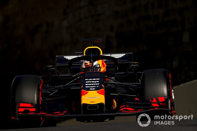 Verstappen felszántotta a budapesti aszfaltot: VIDEÓ