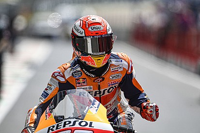 MotoGP: Márquez lidera primeiro treino em Barcelona; Rossi é 9º