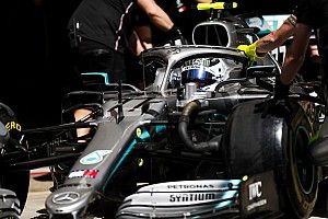 Bottas úgy járt, mint Verstappen, de a Mercedes megoldotta
