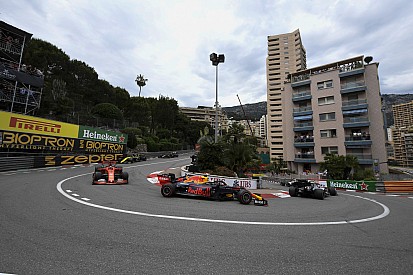 Verstappen: Biraz geç fren yapıp neler olacağını görmek istedim