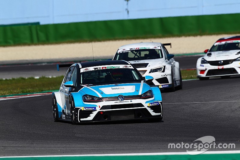 Max Milli debutta con un quarto posto tra le DSG nel TCR Italy a Misano