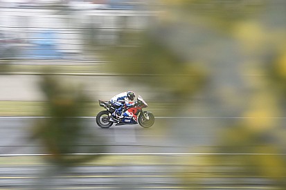 Bagnaia explica su incidente con Viñales: "Frenó para evitar la Aprilia y yo me lo llevé a él"