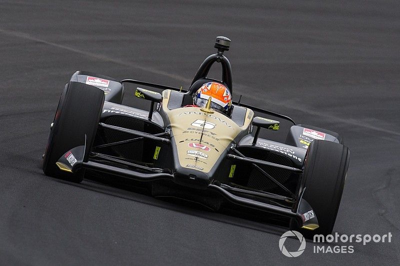 VÍDEO: Hinchcliffe bate forte em Indianápolis durante quali da Indy 500