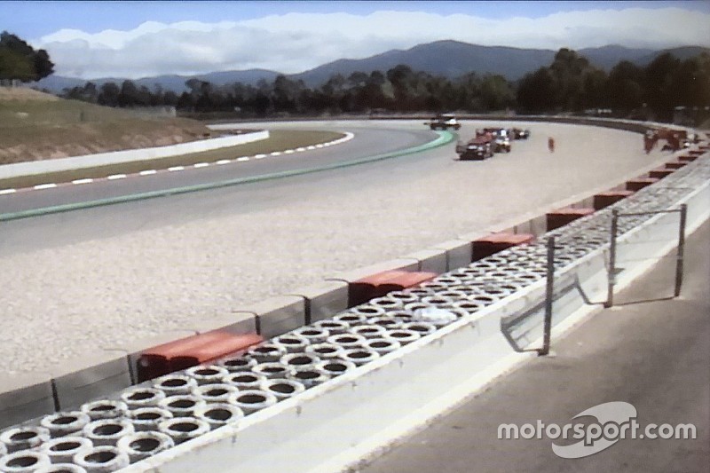 Test Barcellona: brutto botto per Ilott alla curva 3, ma Callum è ok