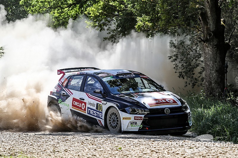 Solberg pierwszym liderem