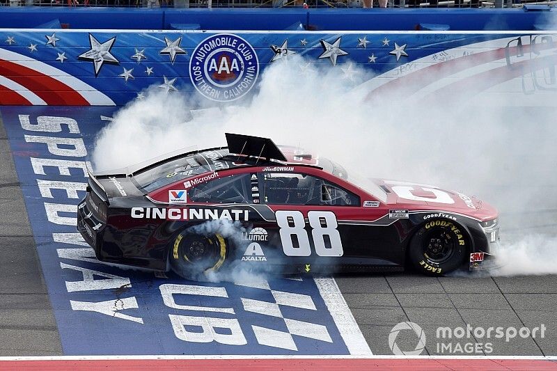 1. Alex Bowman, Hendrick Motorsports, Chevrolet Camaro Cincinnati