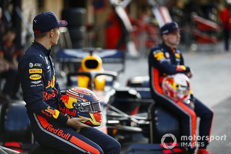 Chandhok: Prestaties Albon belangrijk voor titelkans Verstappen
