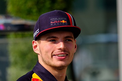 VIDEO: Verstappen ontmoet WRC-coureurs voor seizoensopener