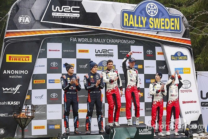 Podium: Winner Elfyn Evans, Scott Martin, Toyota Gazoo Racing WRT Toyota Yaris WRC, second place Ott Tänak, Martin Järveoja, Hyundai Motorsport Hyundai i20 Coupe WRC, third place Kalle Rovanperä, Jonne Halttunen, Toyota Gazoo Racing WRT Toyota Yaris WRC