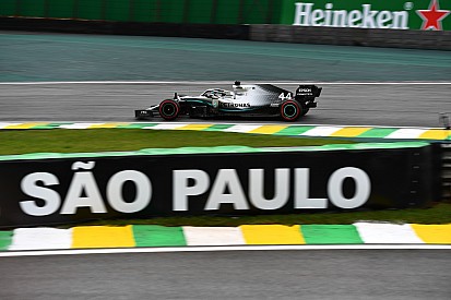 Hamilton supera a Verstappen por 26 milésimas en la 3° práctica