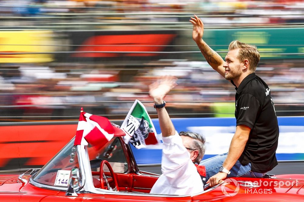 Magnussen szívesen versenyezne a Ferrarinál, és világbajnok lenne