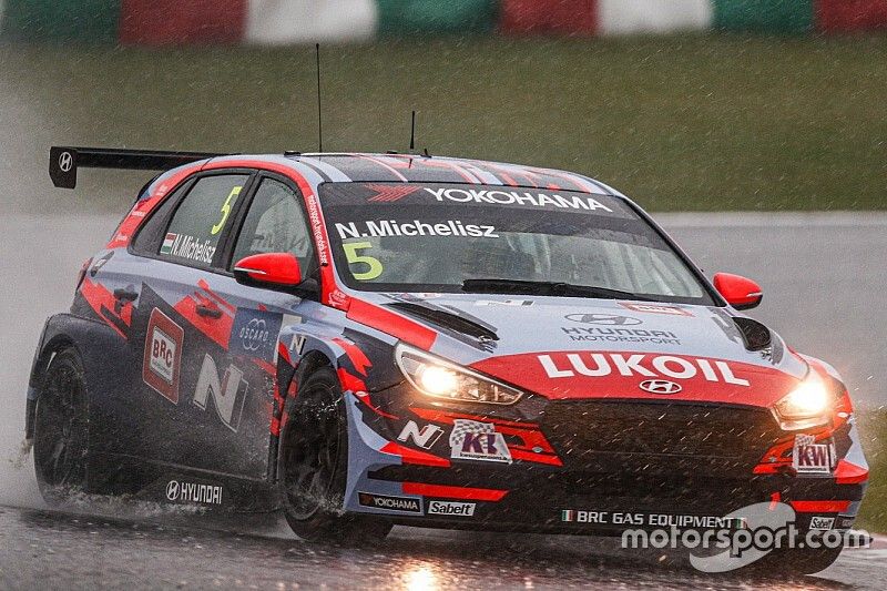 Michelisz vence desde la pole y recupera el liderato del WTCR