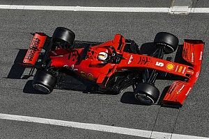 Vettel: 'Belachelijke' downforce compenseert te zware auto's niet