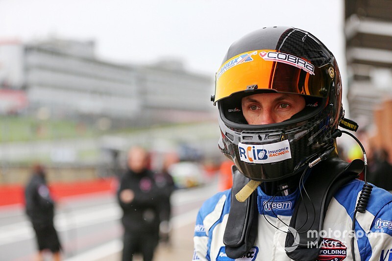 Bushell heart problem delays BTCC comeback