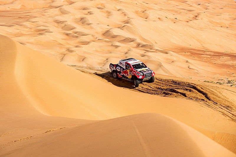 #300 Toyota Gazoo Racing: Nasser Al-Attiyah, Matthieu Baumel